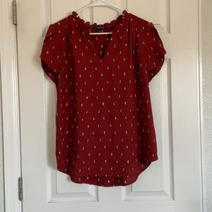 41 Hawthorn, women’s large blouse.